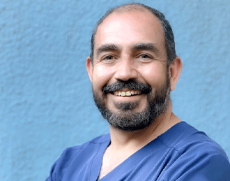 Dr. Esteban Urrutia